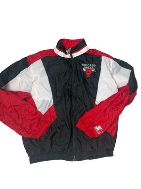 Vintage Starter Chicago Bulls windbreaker jacket